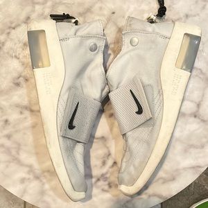 Fear of God Nike moccasin size men 4